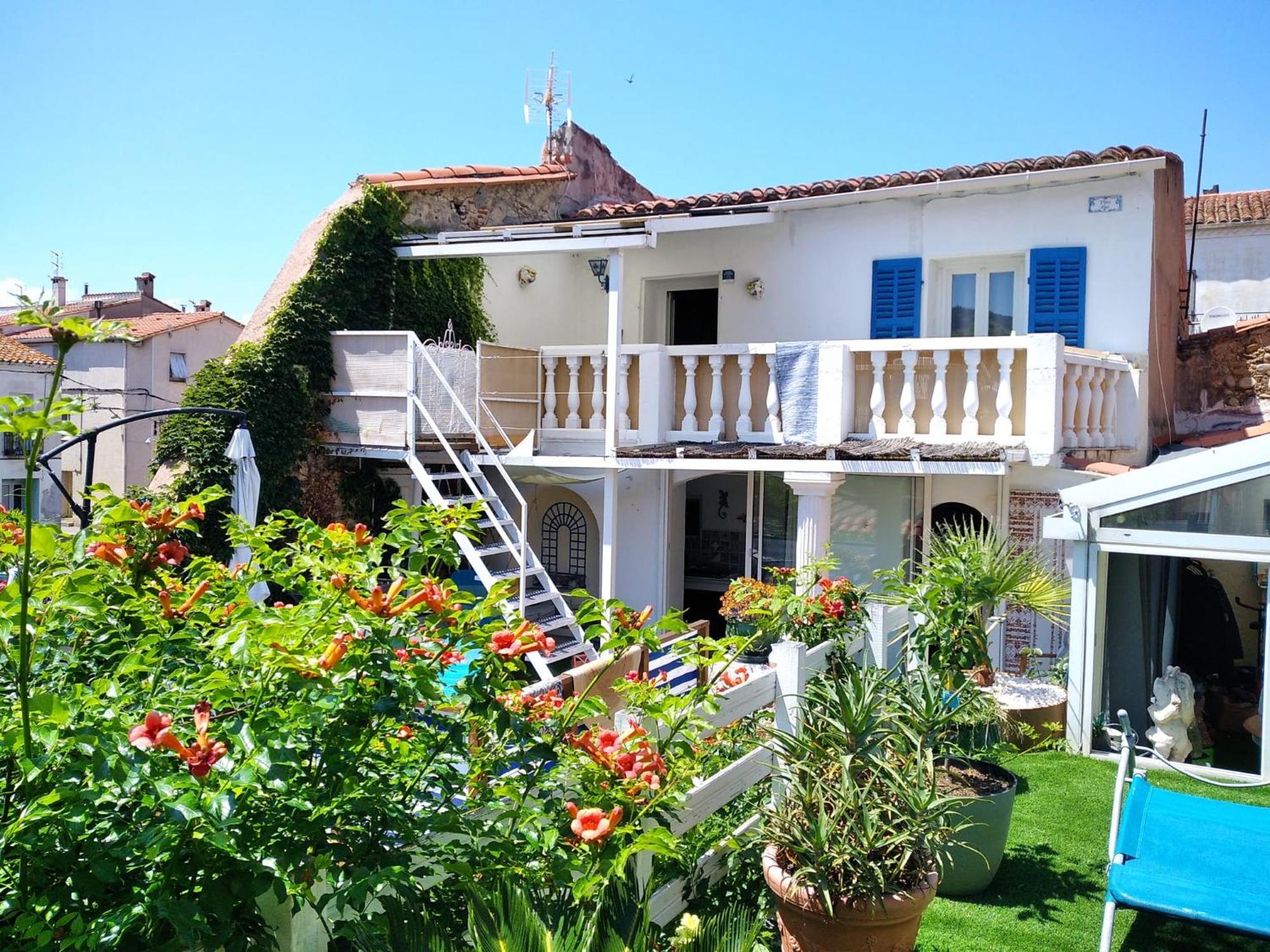Appartement Centre Ville Du Boulou Pour 2 Adultes-2 Enfants- Check In 17H-21H--Juillet-Aout Reservation De 7 Jours Mini Le Boulou Luaran gambar
